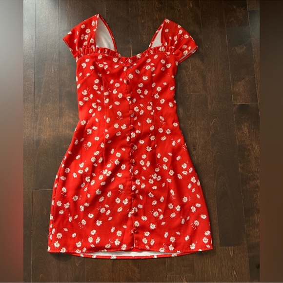 FINDERS KEEPERS floral dress - Picture 8 of 16